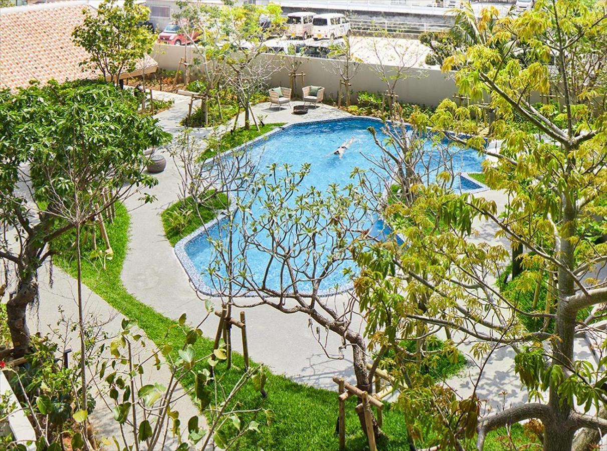 Hotel Strata Naha Esterno foto
